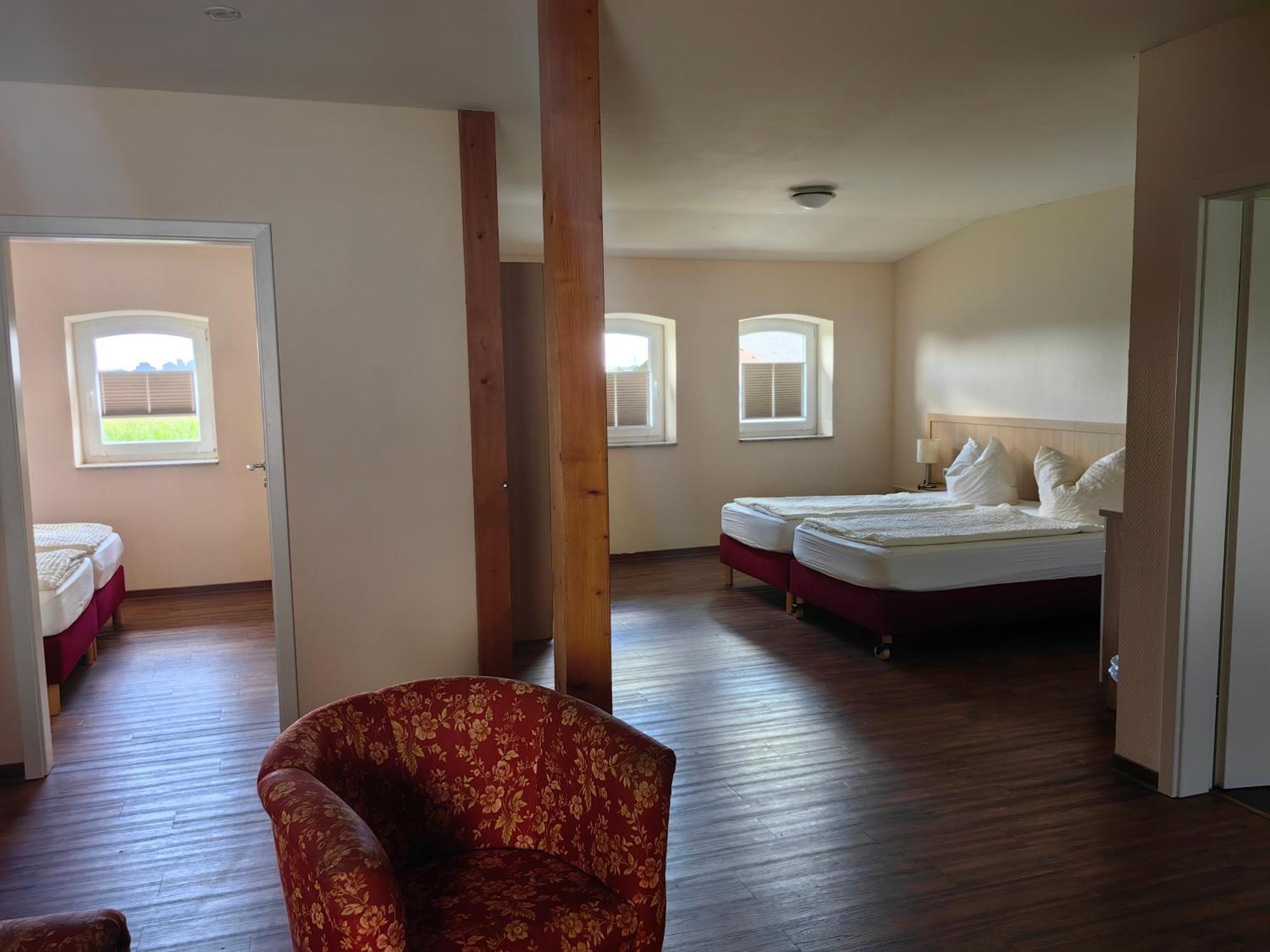 Landhotel Kreien Exteriér fotografie